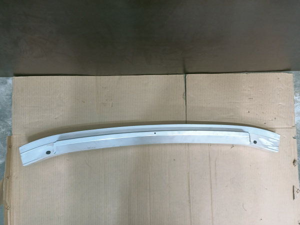 4L0807113A Усилитель переднего бампера AUDI Q7 2007-2015