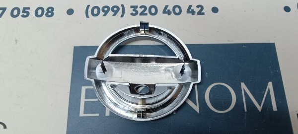 62890-4BA0A Эмблема (значок) решетки радиатора круглый под камеру Nissan Rogue (X-Trail) 2014-2020