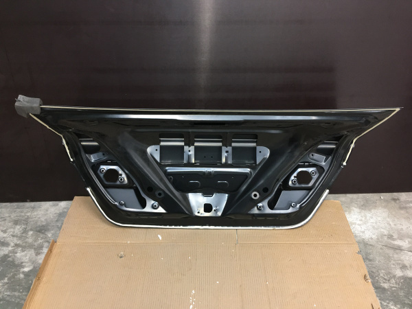 68500-TR3-A70ZZ Крышка багажника (с повреждением) Honda Civic 2012-2015