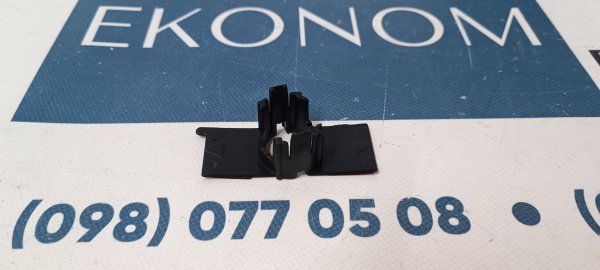 285336RB0C Крепление парктроника переднего бампера левое Nissan Rogue (X-Trail) 2021-2026
