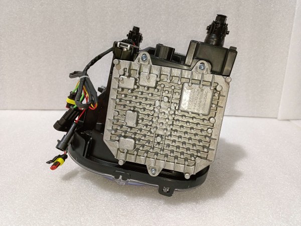 68439313AA Фара LED правая Jeep Renegade 2019-2022