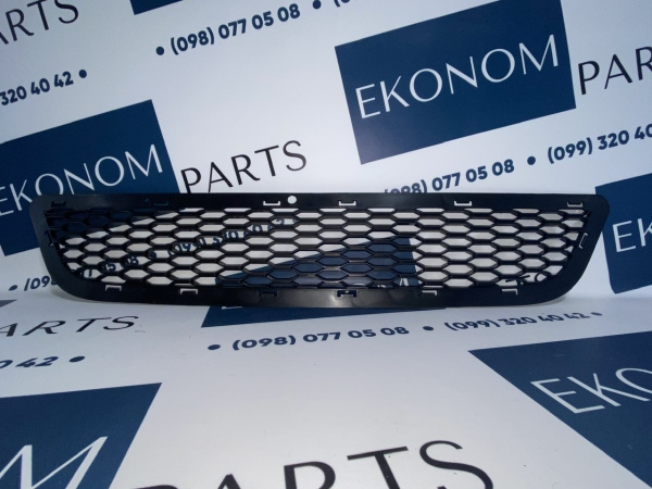 55000808AC Решетка переднего бампера (SXT) Dodge Journey 2011-2021