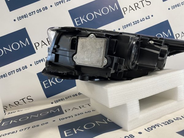 GV4113W029AB Фара галоген с работающим катафотом правая Ford Escape (Kuga) 2017-2019