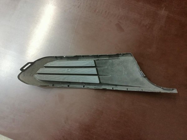 5C68536659B9 Заглушка противонуманной фары левая Volkswagen Jetta 2012-2015