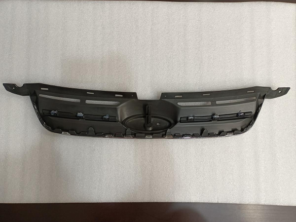 DM5Z-8A284-AA Решетка радиатора (верхняя) Ford C-Max 2010-2018