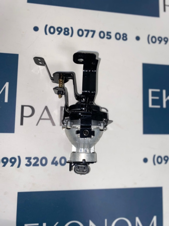 92201F2000 Противотуманная фара левая Hyundai Elantra 2016-2018