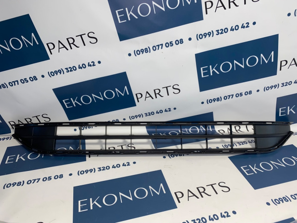 561853677J9B9  Решетка переднего бампера Passat B9 2019-