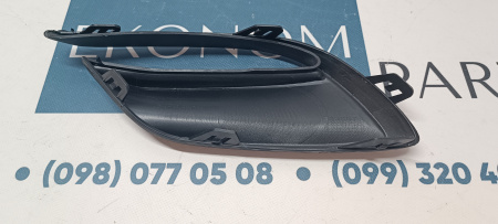 BANE50C11A Заглушка противотуманной фары правая Mazda 3 2017-2018