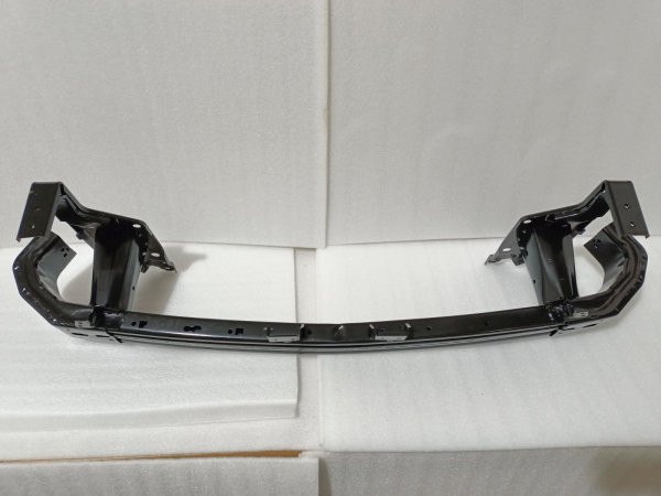 FT4Z5810852C Усилитель переднего бампера Ford Edge USA 2015-2018