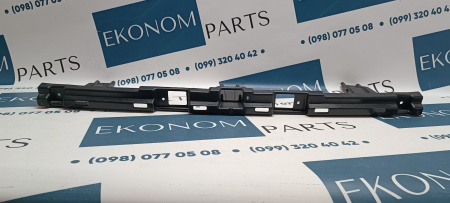 68467351AA Крепление переднего бампера центральное Jeep Compass 2021-2024